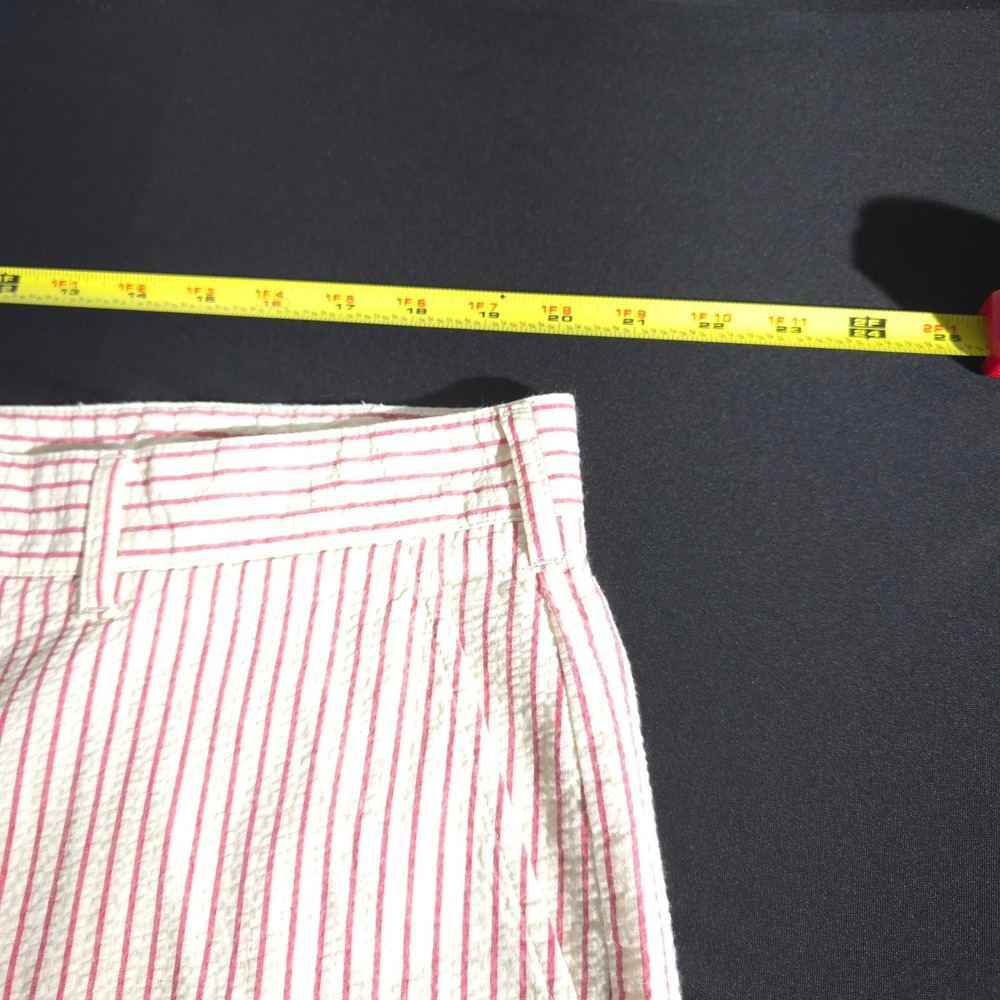 Bills Khakis Parker Shorts Mens 42 Red Striped Seersucker Standard Fit USA Chino - Picture 5 of 12